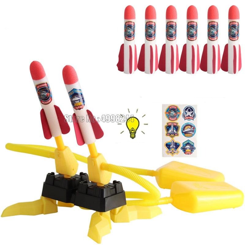 Lançador de Foguetes Brinquedo Infantil 2 lançadores com Luz + 6 foguetes + Brinde Young Market