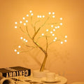 Árvore De Natal Pequena com Luz de LED Embutida 36 LEDs Branca Young Market